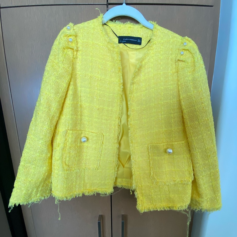Zara Yellow Tweed Blazer Pearl Buttons - Size Medium